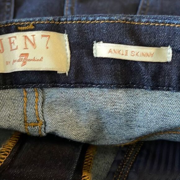 7 for all Mankind Jen 7 Ankle Skinny Dark Wash Frayed Hem Jeans size 10 - Picture 6 of 7